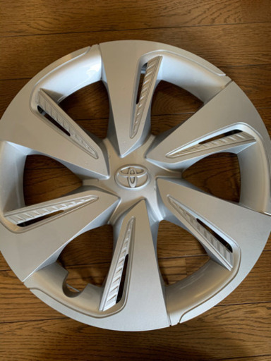 トヨタ 15インチ　ホイールキャップ　シエンタ　アクア　ヴィッツ　ホイールカバー