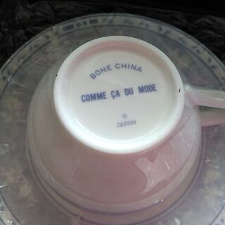 値下げ！未使用　コムサデモード　カップ＆ソーサーの画像