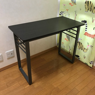 パソコン用折り畳みテーブルの画像