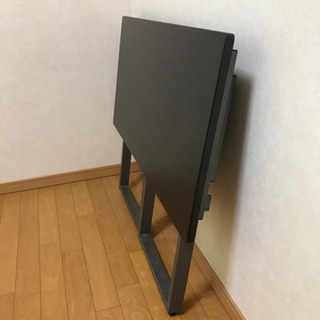 パソコン用折り畳みテーブルの画像