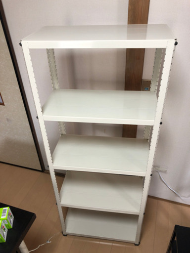 スチールラック白と黒