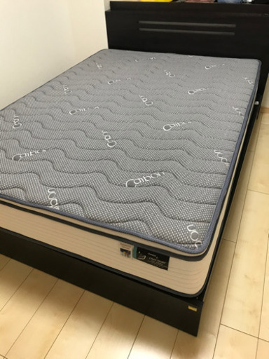 低反発マットレスベッドフレーム付き　〜超美品〜