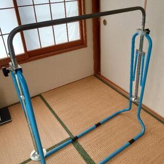 室内折り畳み式鉄棒「てつをくん」ブルー の画像