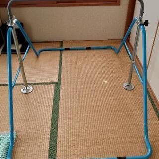 室内折り畳み式鉄棒「てつをくん」ブルー の画像