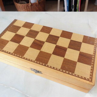チェスｰ新古品