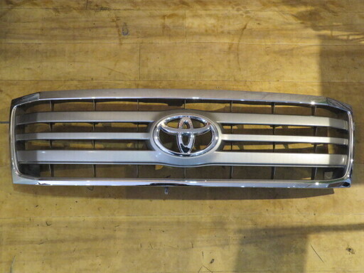 トヨタ ランドクルーザー ランクル 100 後期 純正 フロントグリル TOYOTA 札幌発