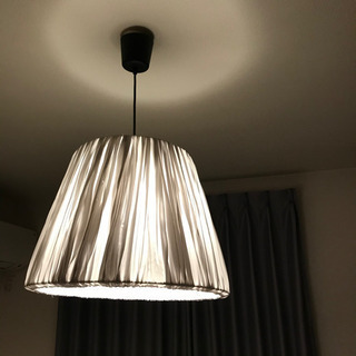 シャビーシークな照明　IKEA