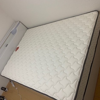 ダブルベッド  受け渡し予定者きまりましたの画像
