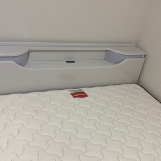 ダブルベッド  受け渡し予定者きまりましたの画像