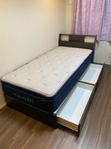 シングルベット　(ほぼ新品) ニトリ