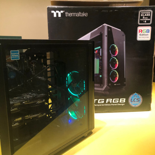 ゲーミングに　フルタワー型PC イルミネーション