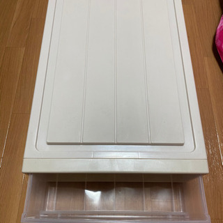 プラスチック引き出し