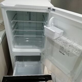 【値引きしました】小型冷蔵庫　２０１７年製の画像
