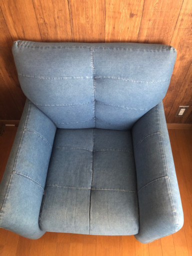 ビンテージデニムのカッコイイソファー！