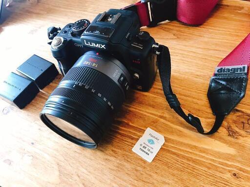 デジタル一眼・Panasonic LUMIX GH1 レンズキットおまけ多数！