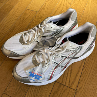 アシックス　ランニングシューズ　新品と中古のセット
