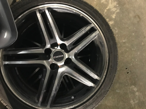 17インチホイール　タイヤ付き　売ります