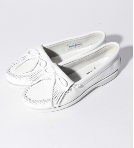 【新品未使用✨】ミネトンカ MINNETONKA 白モカシン キルティー②