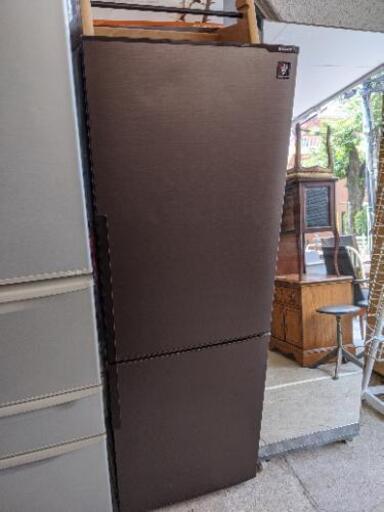 売約済み　セール!!　SHARP　シャープ　プラズマクラスター　消臭　おしゃれ　冷蔵庫　大型　ファミリー　サイズ　2ドア　3ドア　2D　3D sj-pd27a 271L 2015年　大容量　美品 Fridge \n検　あげます　引っ越し　同棲　上京　出張　買い替え　\n家電製品　refrigerator シャープ　パナソニック　ハイアール　日立　HITACHI
