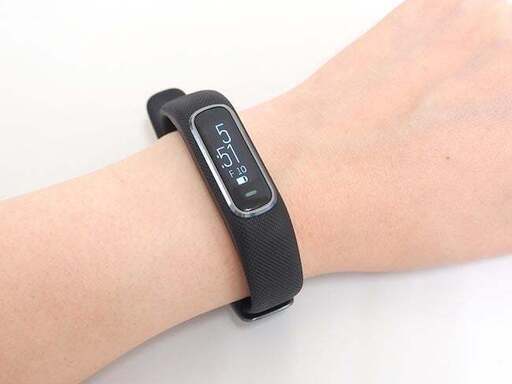 スマートウォッチ GARMIN vivosmart 4 Black（新品未使用）