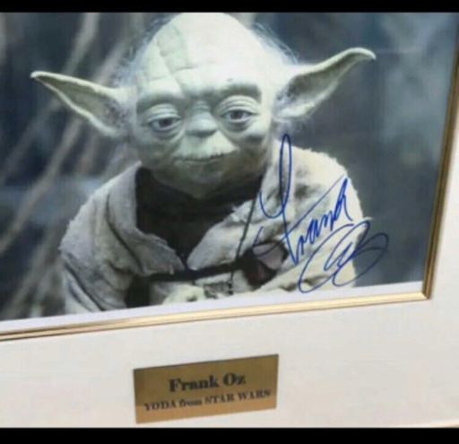 ★スターウォーズヨーダ役の「フランクオズ」サイン