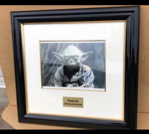 スターウォーズ　ヨーダ　サイン入り ディープ・ロイ・ヨーダのサイン入りスター・ウォーズ 帝国の逆襲 8 x