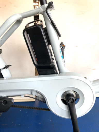 ブリヂストン ビッケモブ　20インチ 3人乗り 新型　電動自転車　電動アシスト