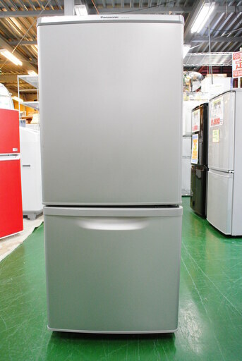 価格見直しました！1人暮らし向け Panasonic 138L 2ドア冷蔵庫 NR-B149W-S 2017年製。