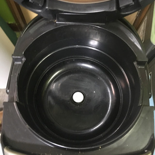 日立HITACHI_電子ジャー RZ-NS10J ※お話し中の画像