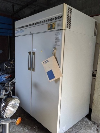低温貯蔵庫 アグリストッカ 山本製作所 AGR-1300N