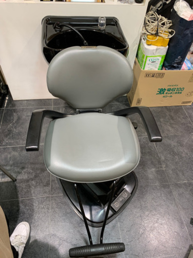 シャンプー椅子