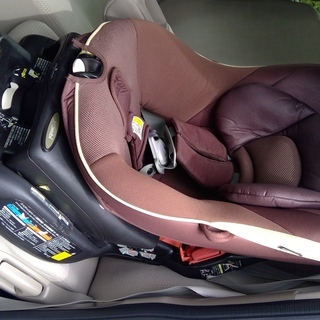 【交渉中】Combi　３６０度回転　チャイルドシート　CSA-PPE