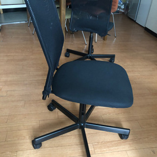 IKEAオフィスチェア　黒の画像