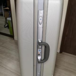 スーツケース(L)無料で差し上げます!!