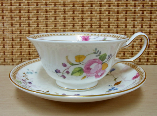 ウェッジウッド ティーカップ&ソーサー (ピオニー)  ROSE GOLD 南12条店