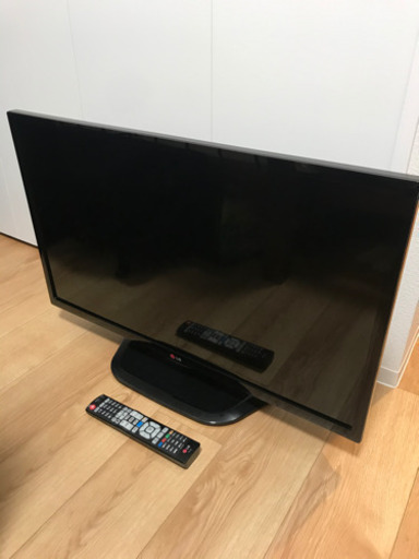 LG 32型　スマートテレビ　美品