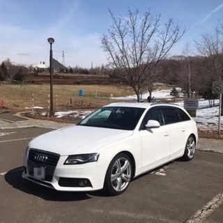 アウディ A4 アバント 1.8TFSI ターボ の画像