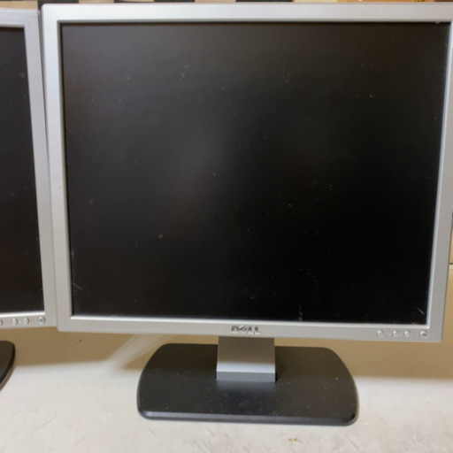 dell 液晶　モニター　ディスプレイ　19インチ　2台セット