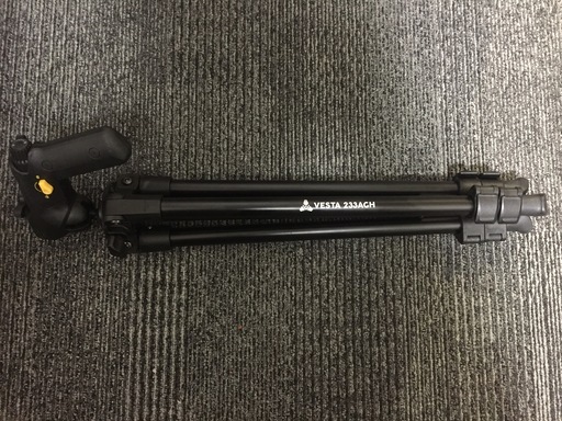 Vanguard Vesta 233AGH 三脚 グリップヘッド付き