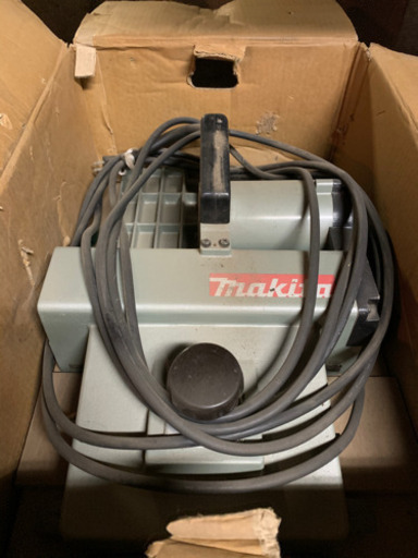 マキタ　電動工具　一尺カンナ