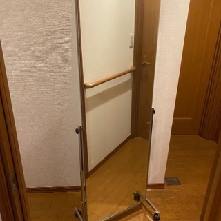 スタンドミラー 鏡 姿見 全身 全身鏡 キャスター付 フレームなし シンプル 飛散防止 スチール おしゃれ 弘益 P-1126Mの画像