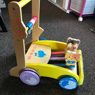 西松屋 木製手押し車の画像