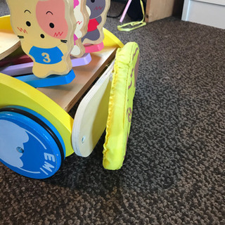 西松屋 木製手押し車の画像