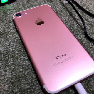 ｿﾌﾄﾊﾞﾝｸ iPhone7 128GB ﾛｰｽﾞﾋﾟﾝｸ 美品の画像