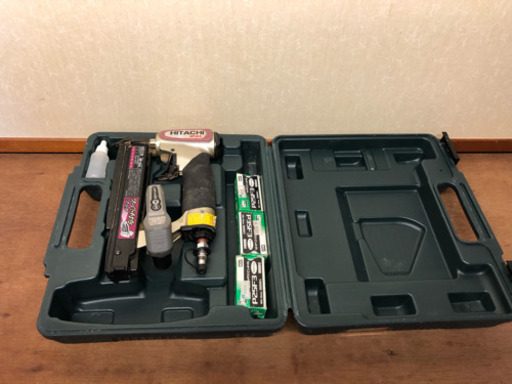 工具 日立HITACHI 35ｍｍ 常圧ピン釘打ち機 ピンネイラ NP35A 釘打機
