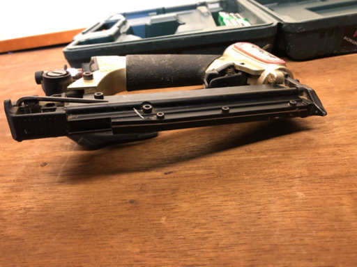 工具 日立HITACHI 35ｍｍ 常圧ピン釘打ち機 ピンネイラ NP35A 釘打機