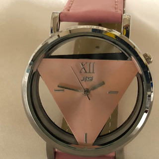 ピンクが可愛い！レディース　アナログファッション腕時計　新品未使用品の画像