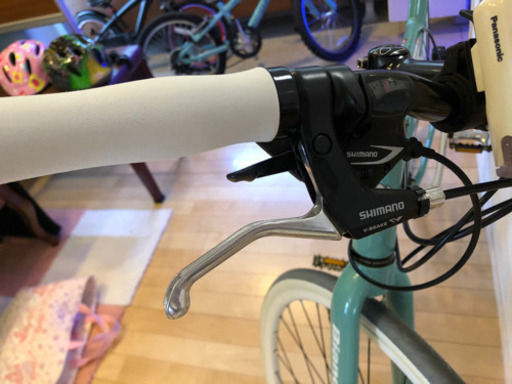 美品❗️ビアンキ　ヴィアーレ　VIALE クロスバイク　自転車