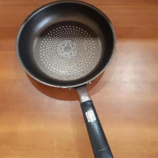 23cmフライパン未使用【受付終了】