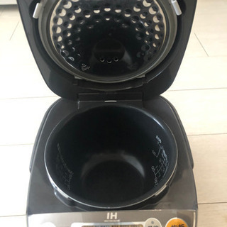 取りに来てくれる方！　象印の炊飯器の画像